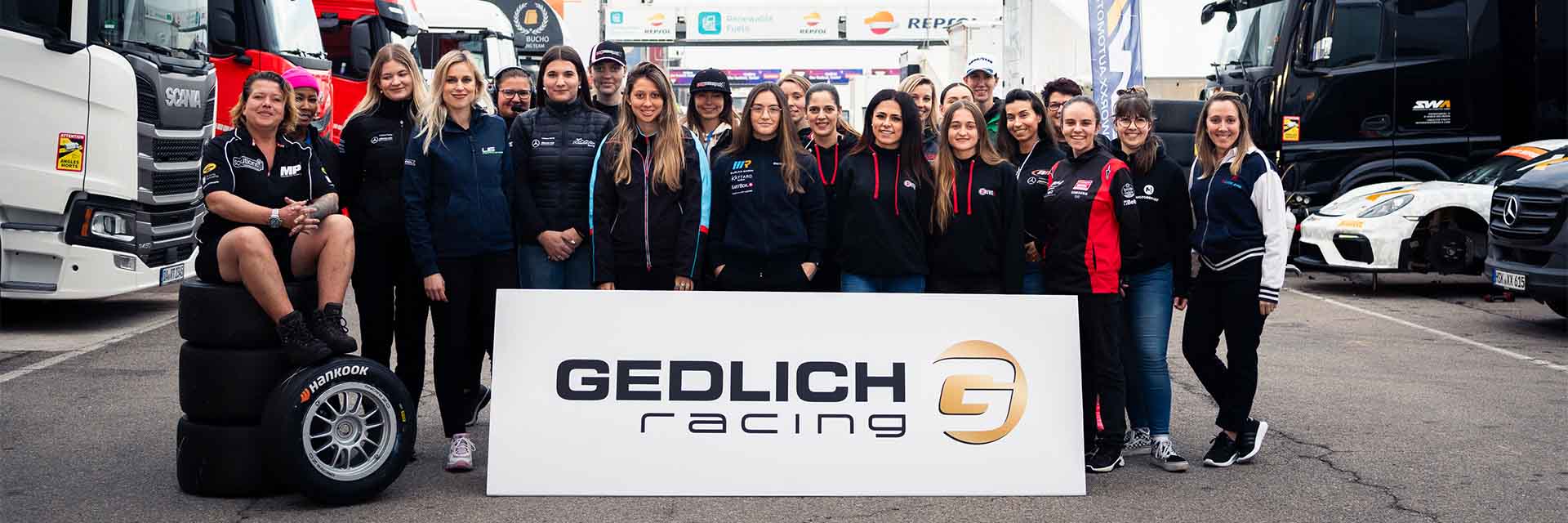 International Womens day Women Girls Frauentag Racing Women in motorsport